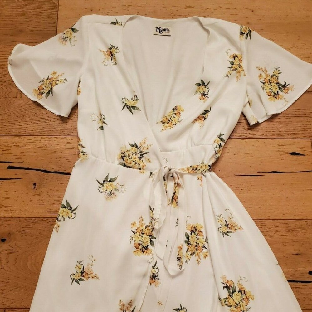 Show me your Mumu wrap dress - white with floral print - xs